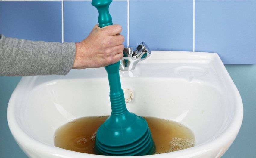 How to clean sewer pipes at home: methods and means