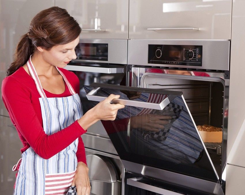 Built-in electric oven: tips on choosing
