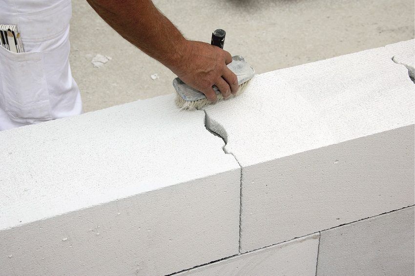 Aerated concrete blocks: dimensions and prices for a piece, characteristics and application