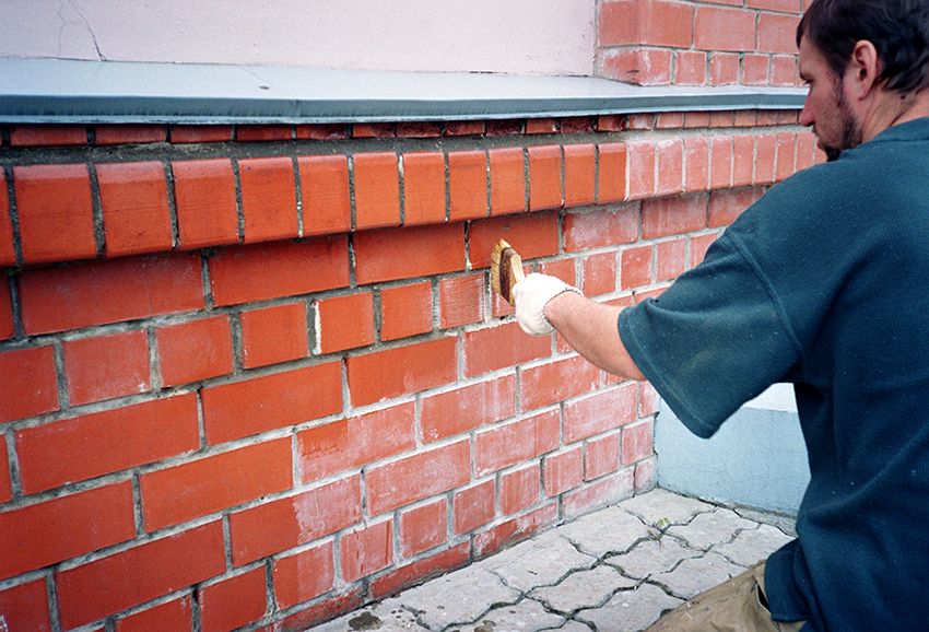 Water repellents for concrete and bricks: modern water-repellent technology