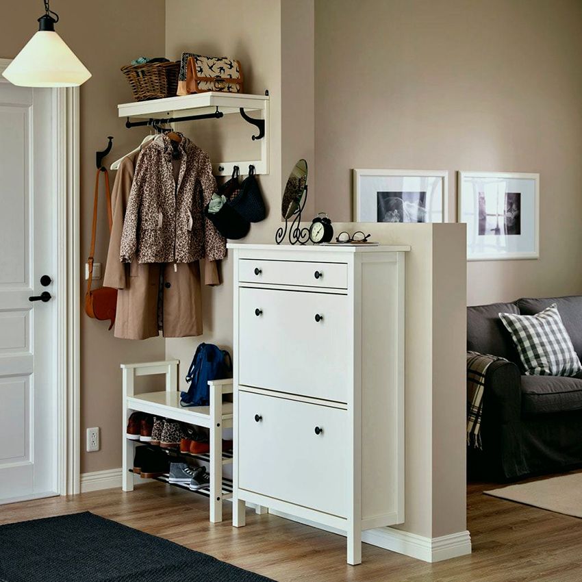 Obuvnitsa in the hallway: comfortable and beautiful home furniture