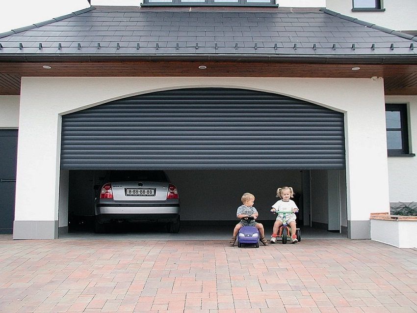 Garage overhead doors: dimensions, prices and features