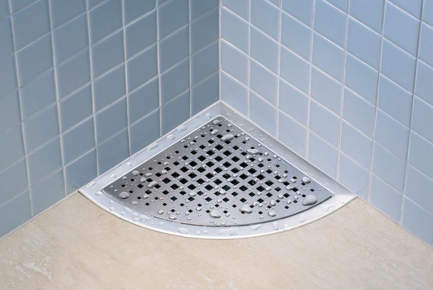 Floor drain tile: modern bathroom solution