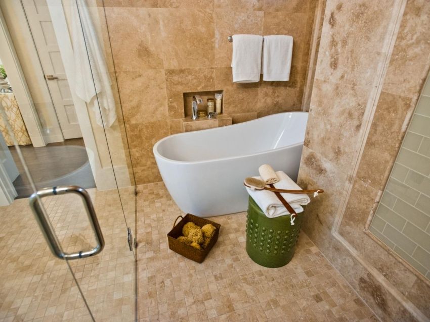 Baths for the bathroom: types, characteristics and photos