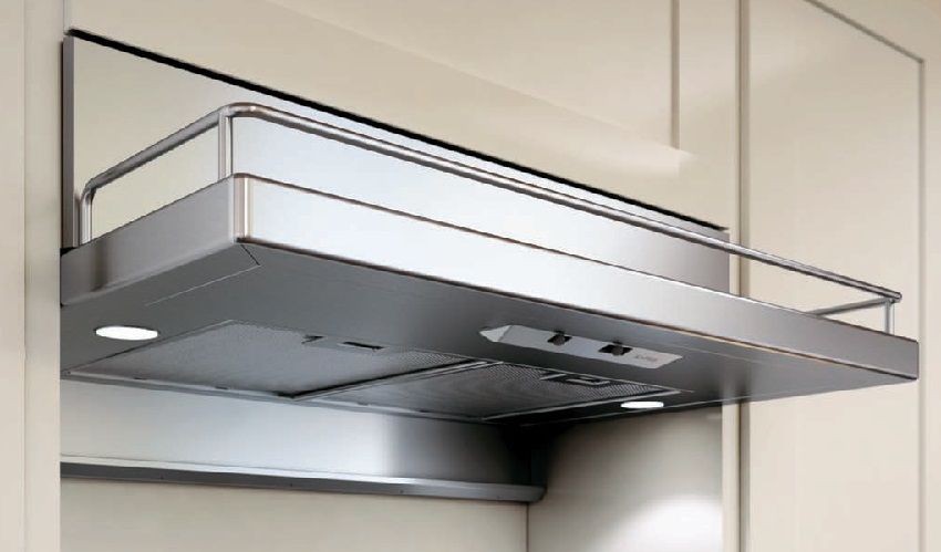 Built-in wardrobe hood 60 cm: ideal for small kitchens
