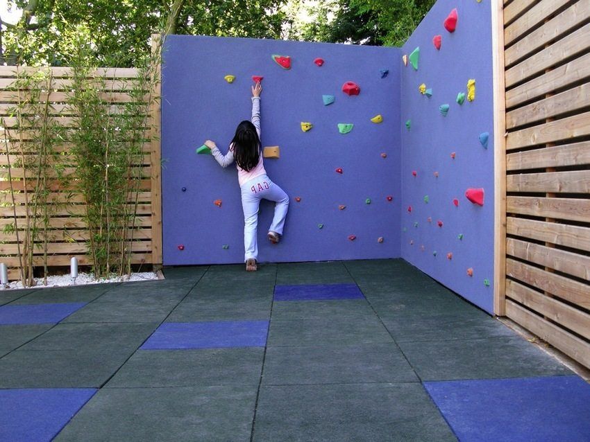 Do-it-yourself playground: photos and ideas for building a play area