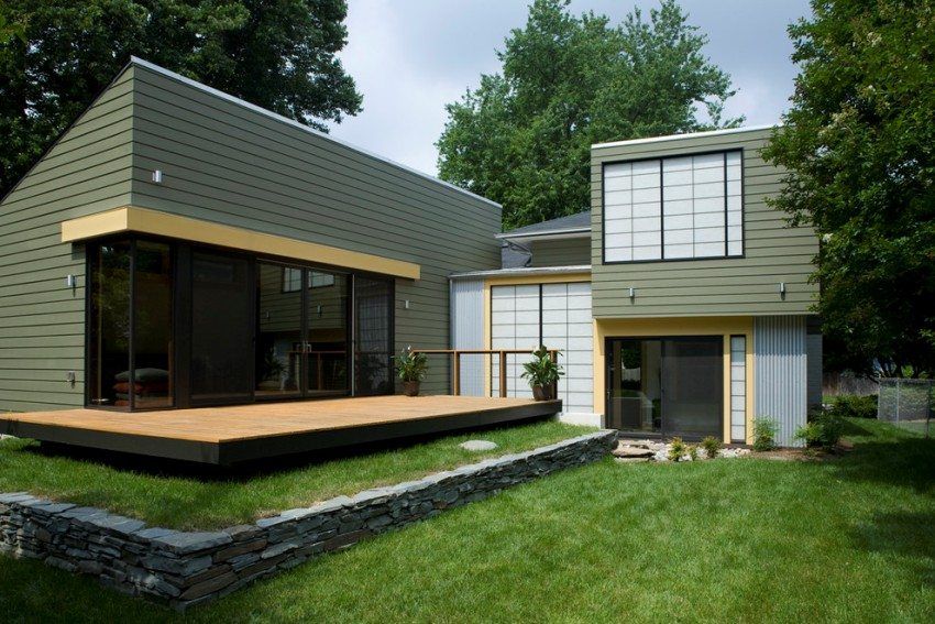Houses covered with siding. Photo finishing options