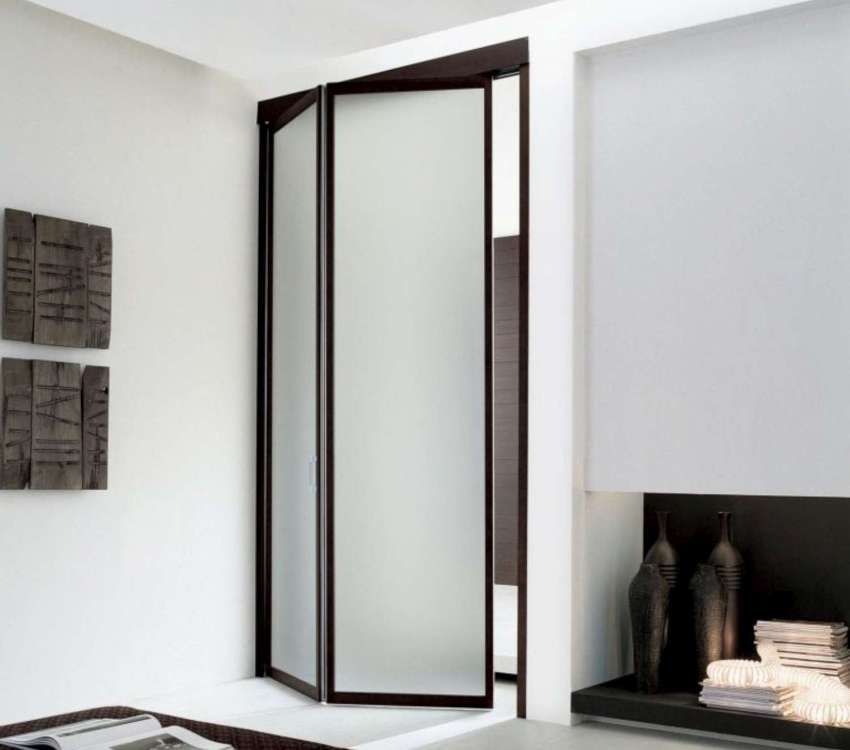 Doors-accordion. Photos in the interior, design features and operation