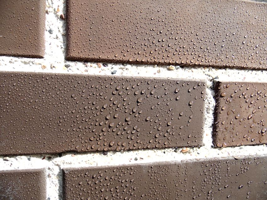 Water repellents for concrete and bricks: modern water-repellent technology