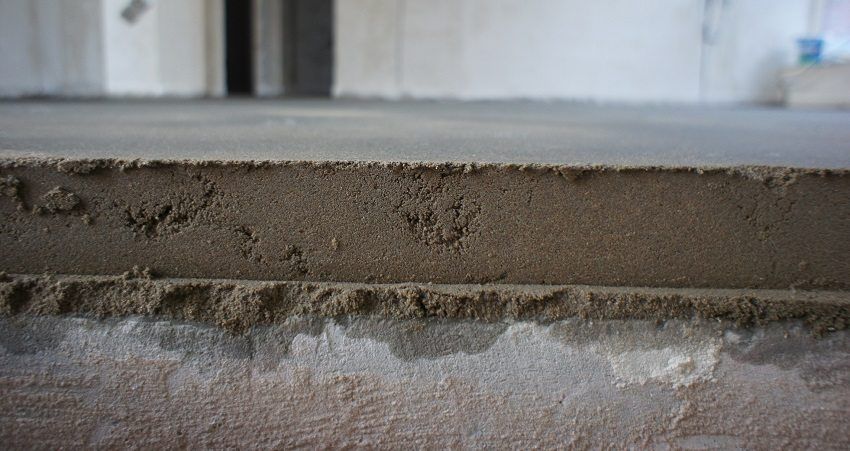 Which floor screed is better: wet, dry, semi-dry or self-leveling