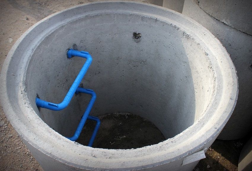 Concrete rings for sewage: dimensions, prices and use of products