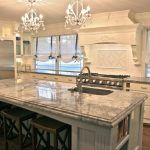 Classic kitchen: photo examples of perfect room design