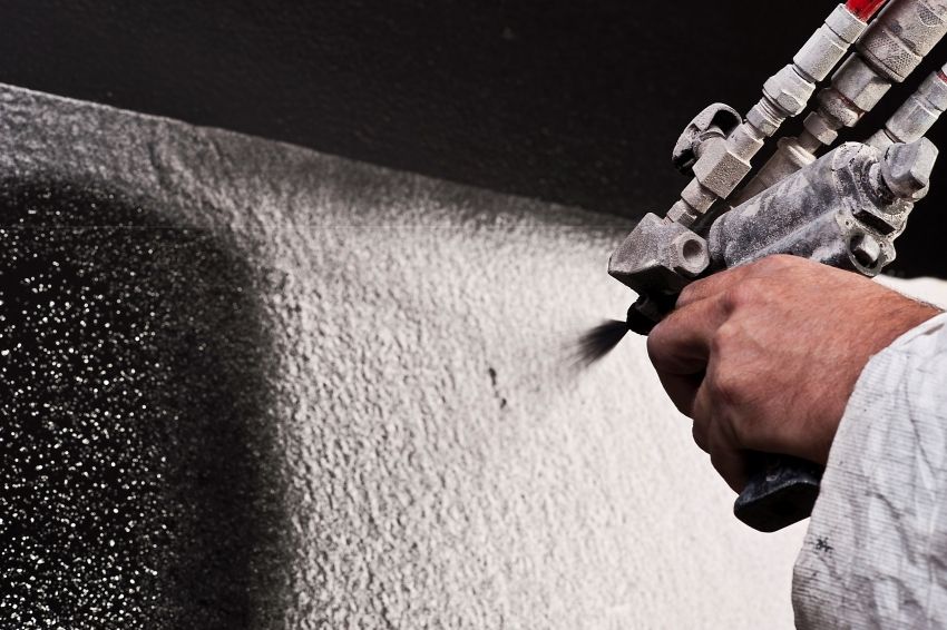 Hammer paint on metal and the advantages of its application