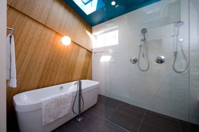 Stretch ceiling in the bathroom, photos of ready-made design solutions