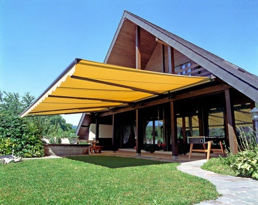 Sheds and awnings for the terrace and veranda: an elegant home decoration