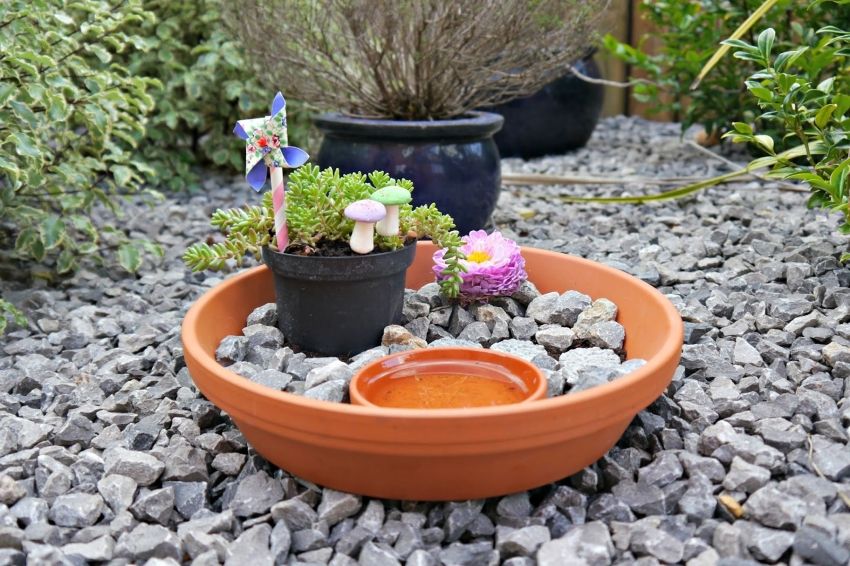 DIY crafts for the garden: all new items for the original design of the site