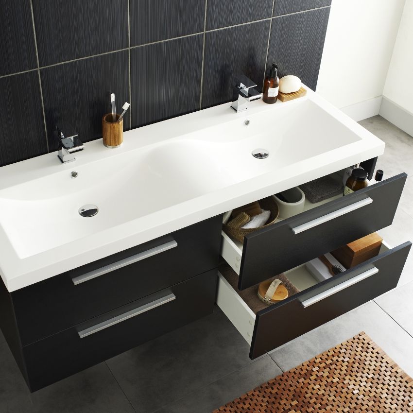 Sink with a cabinet in the bathroom: a convenient and functional element of the room