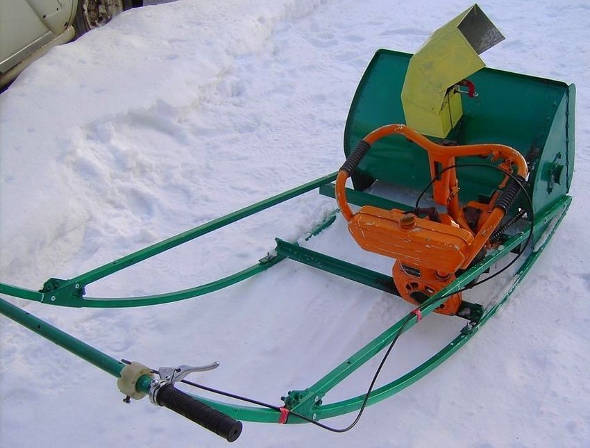 Do-it-yourself snow plow: a worthy alternative to factory models