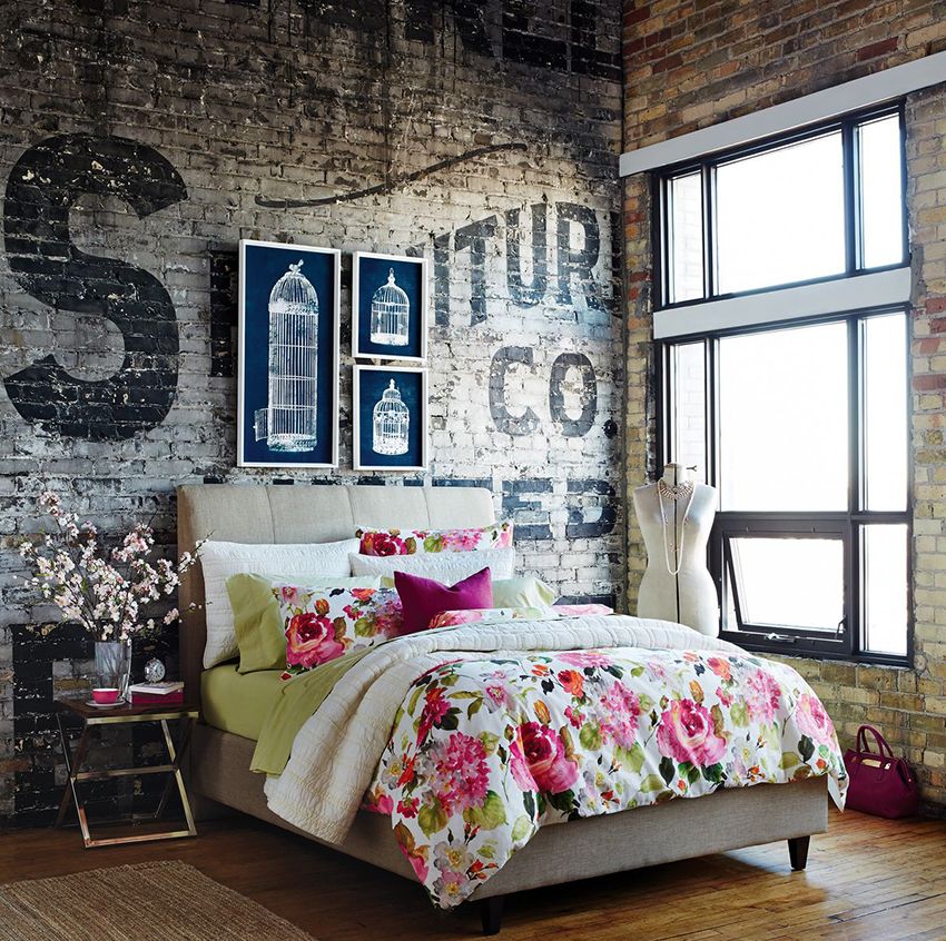 Loft-style bedroom: stylish, spacious and unusual room