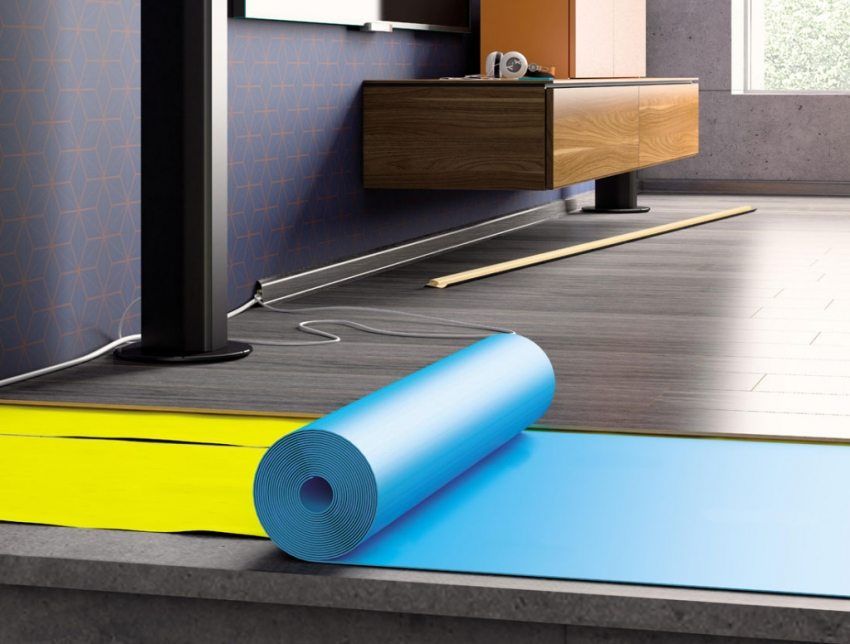 Laying laminate on a concrete floor with a substrate: full installation technology coating