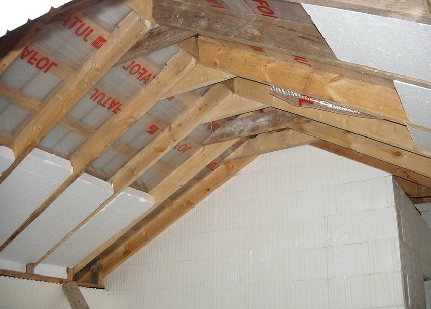 Insulation of the attic from the inside, if the roof is already covered: materials and technologies