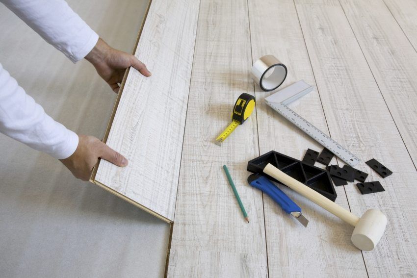 Video: how to put a laminate on a wooden floor with their own hands, instructions and tips