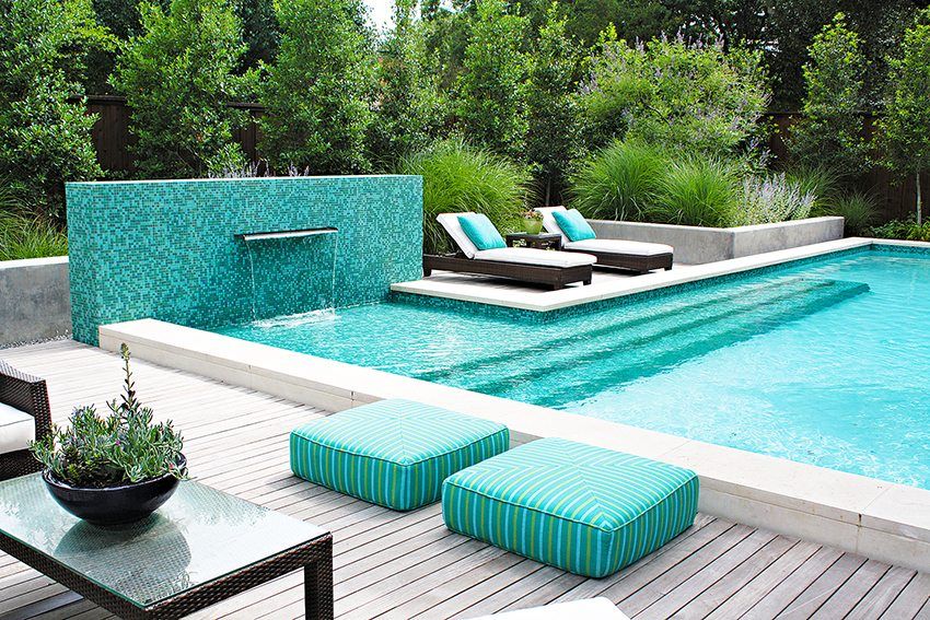 Ground pools for summer house: types and characteristics of models