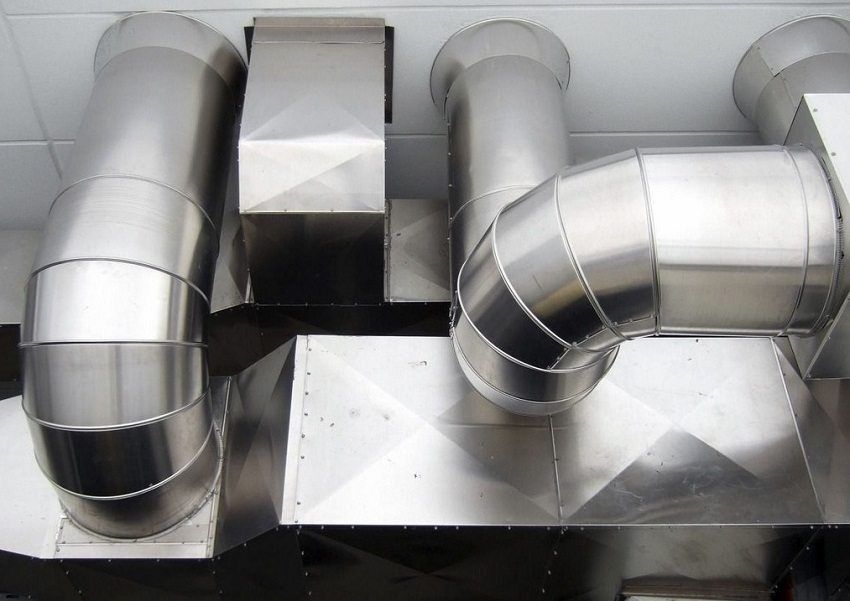 Air ducts for ventilation. Installation, operation and maintenance of systems