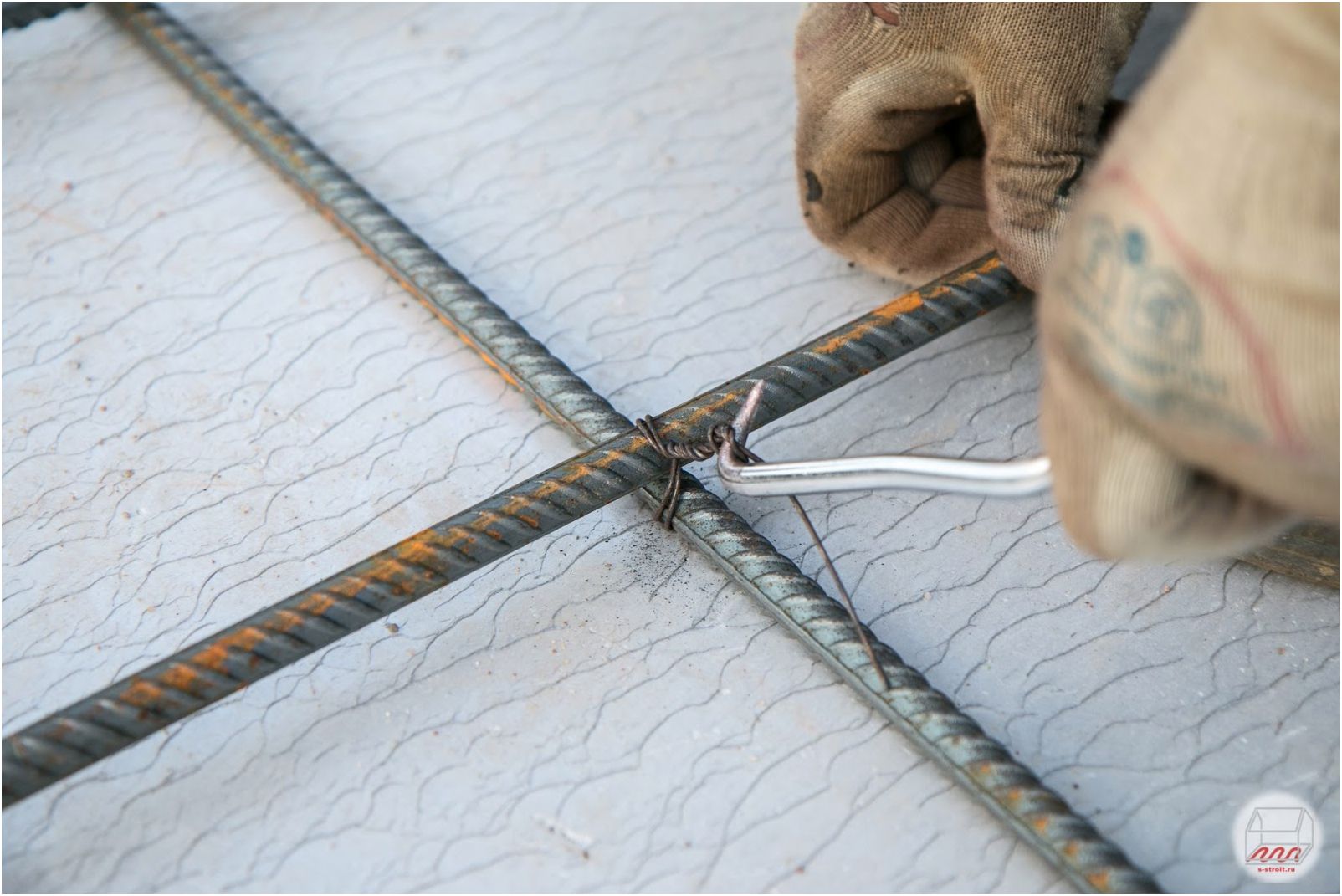 we create a reinforcing frame